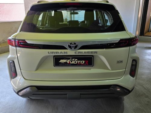 Toyota Urban Cruiser 1.5 XR A/T in Namibia