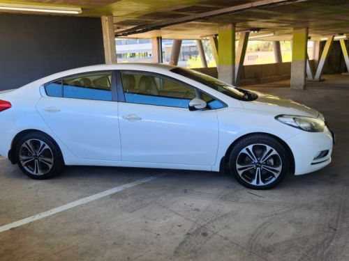 Kia Cerato 2.0 Sx Sedan in Namibia