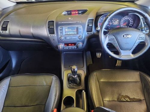 Kia Cerato 2.0 Sx Sedan in Namibia
