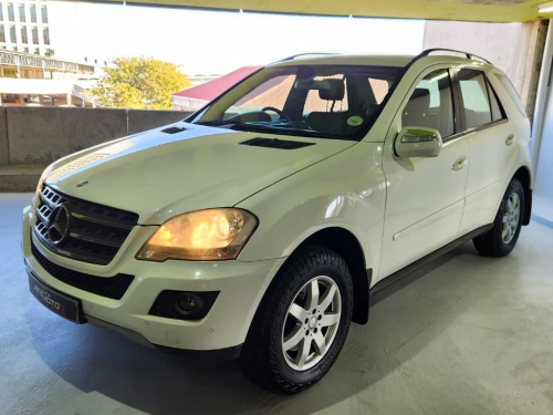 Mercedes-Benz ML Ml-class 350 A/T in Namibia