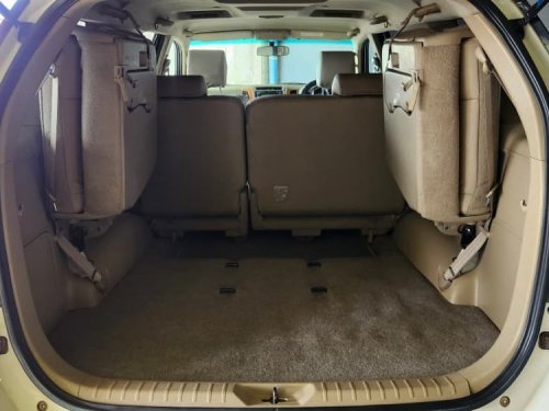 Toyota Fortuner 3.0d-4d 4x4 M/T in Namibia