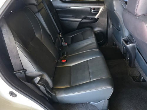 Toyota Fortuner 2.8gd-6 4x4 A/T in Namibia