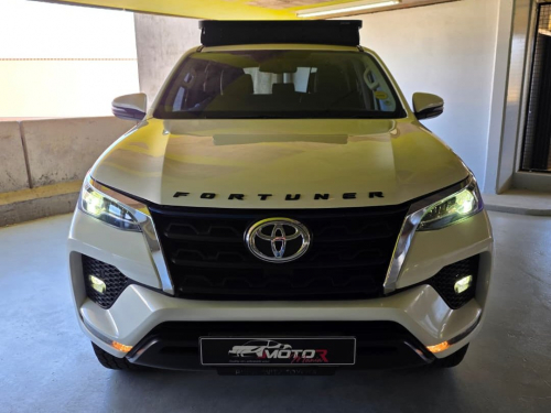 Toyota Fortuner 2.8gd-6 4x4 A/T in Namibia