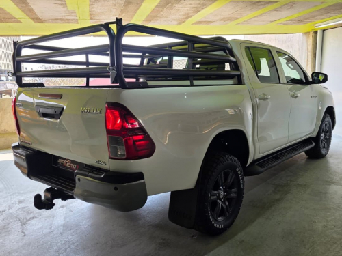 Toyota Hilux 2.4 Gd-6 Raider 4x4 P/u D/c in Namibia