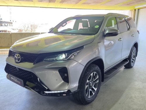 Toyota Fortuner 2.4gd-6 4x4 A/T in Namibia