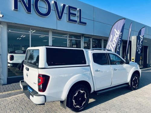 Nissan Navara 2.5 D DTI LE AT 4X4 D/CAB in Namibia