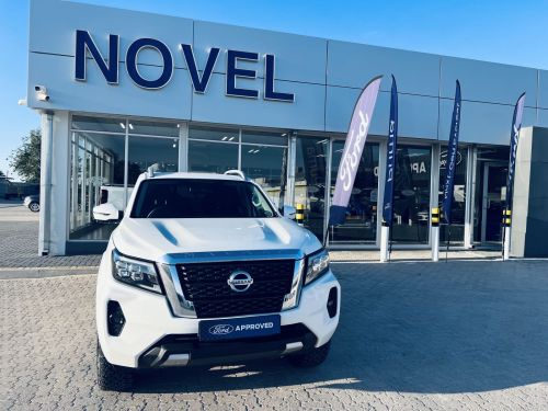 Nissan Navara 2.5 D DTI LE AT 4X4 D/CAB in Namibia