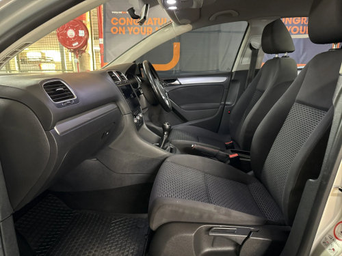 Volkswagen Golf 6 1.6i Trendline in Namibia