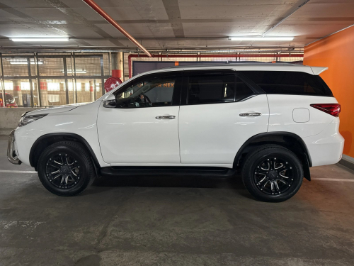Toyota Fortuner 2.8gd-6 R/B Auto in Namibia
