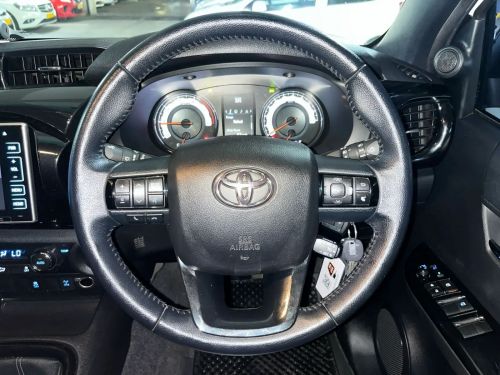 Toyota Hilux 2.8 Gd-6 RB Raider 4x2  Pick Up Double Cab in Namibia