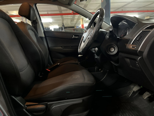 Hyundai i20 1.4 Glide in Namibia