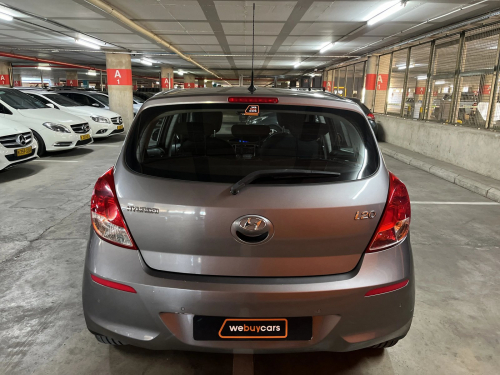 Hyundai i20 1.4 Glide in Namibia