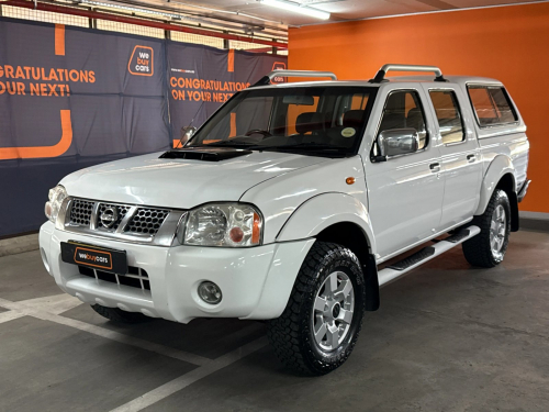 Nissan Np300 2.5 TDI 4x4 Hi-Rider Pick Up Double Cab in Namibia