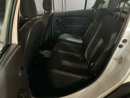 Renault Sandero 900t Stepway Plus/techroad in Namibia