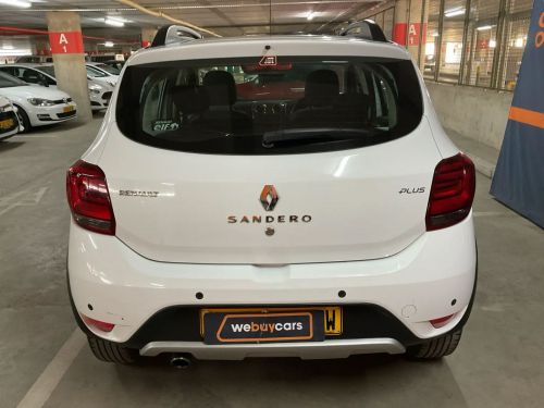 Renault Sandero 900t Stepway Plus/techroad in Namibia
