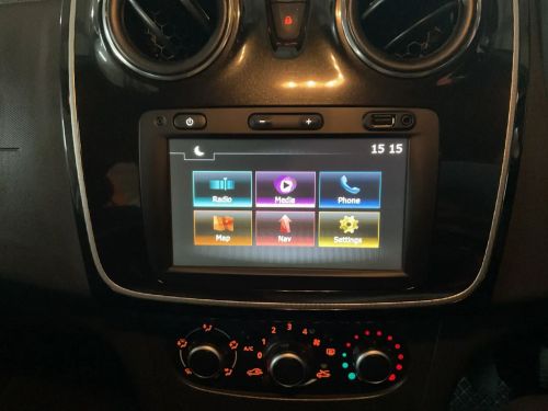 Renault Sandero 900t Stepway Plus/techroad in Namibia