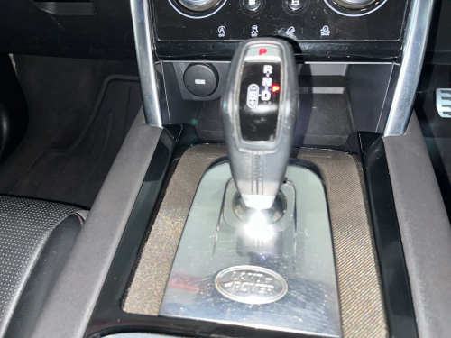 Land Rover Discovery Sport 2.0d HSE R-Dynamic (D180) in Namibia