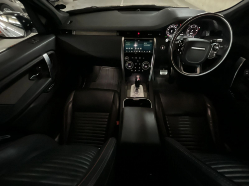 Land Rover Discovery Sport 2.0d HSE R-Dynamic (D180) in Namibia