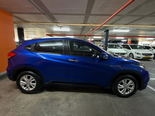 Honda HR-V 1.5 Comfort CVT in Namibia