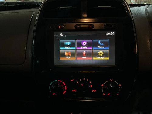 Renault Kwid 1.0 Dynamique 5-Door Auto in Namibia