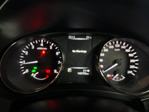 Nissan Qashqai 1.2T Acenta CVT in Namibia