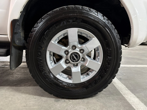 Nissan Hardbody Np300 2.5 TDI 4x4 Hi-Rider Pick Up Double Cab in Namibia