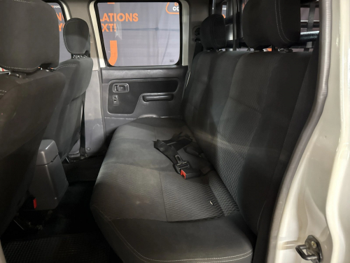 Nissan Hardbody Np300 2.5 TDI 4x4 Hi-Rider Pick Up Double Cab in Namibia