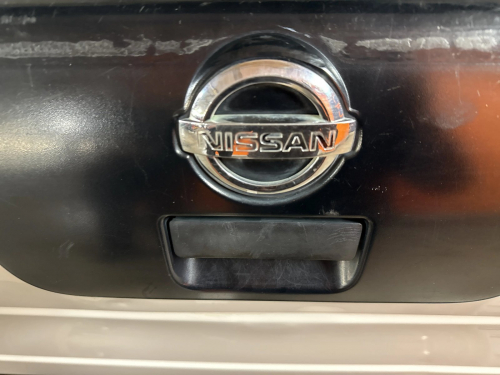 Nissan Hardbody Np300 2.5 TDI 4x4 Hi-Rider Pick Up Double Cab in Namibia