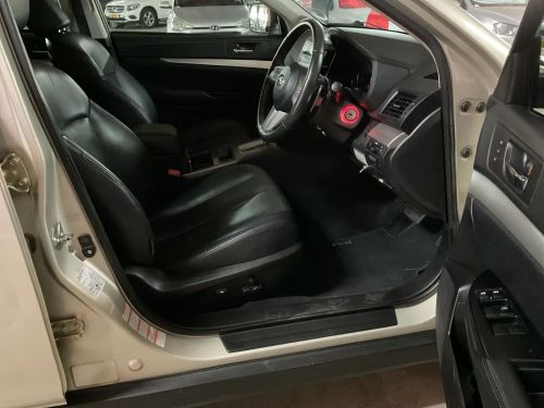 Subaru Outback 2.5i AWD Auto in Namibia