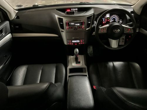 Subaru Outback 2.5i AWD Auto in Namibia