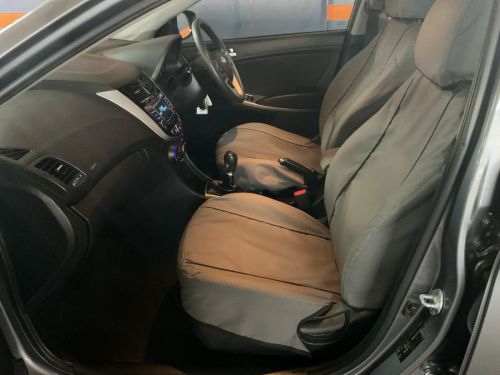 Hyundai Accent 1.6 Fluid 5-Door in Namibia