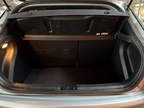 Hyundai i20 1.4 Fluid Auto in Namibia