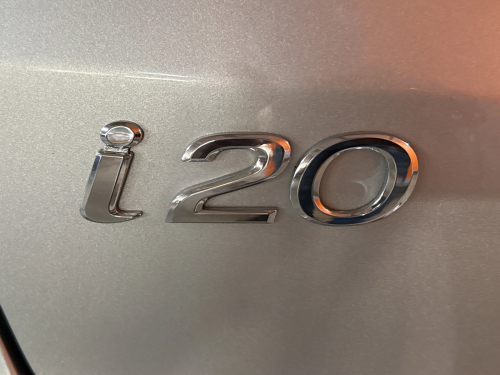 Hyundai i20 1.4 Fluid Auto in Namibia