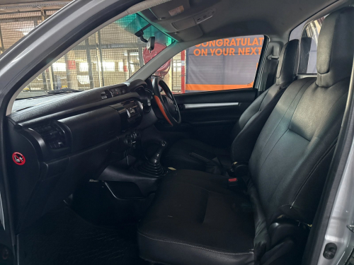 Toyota Hilux 2.0 Vvti A/C Single Cab in Namibia
