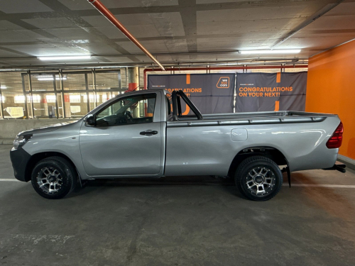 Toyota Hilux 2.0 Vvti A/C Single Cab in Namibia