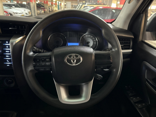 Toyota Fortuner 2.4gd-6 R/B in Namibia