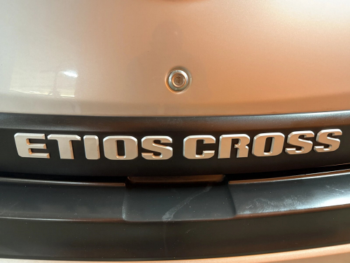 Toyota Etios Cross 1.5 XS 5-Door in Namibia