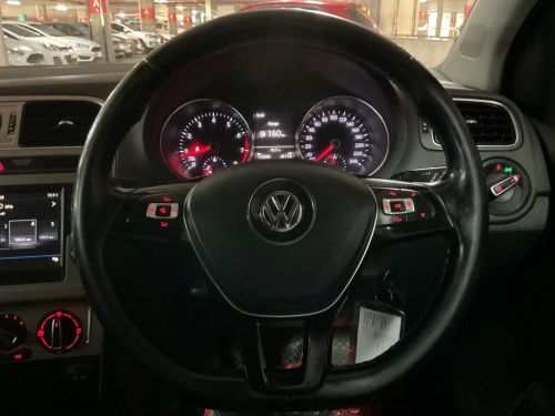 Volkswagen Polo 1.2 TSI Highline (81 KW) in Namibia