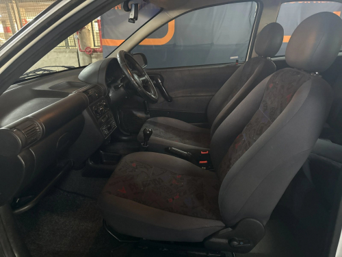 Opel Corsa Lite Sport in Namibia