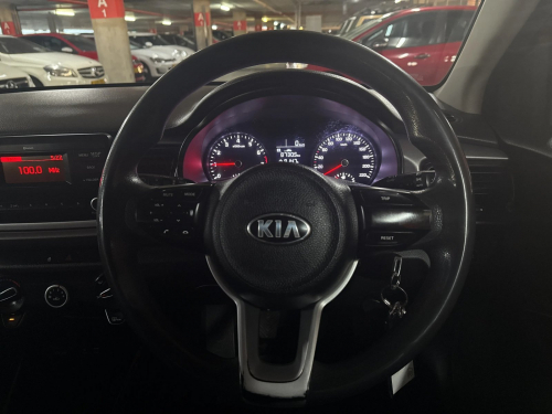 Kia RIO 1.2 5-Door in Namibia