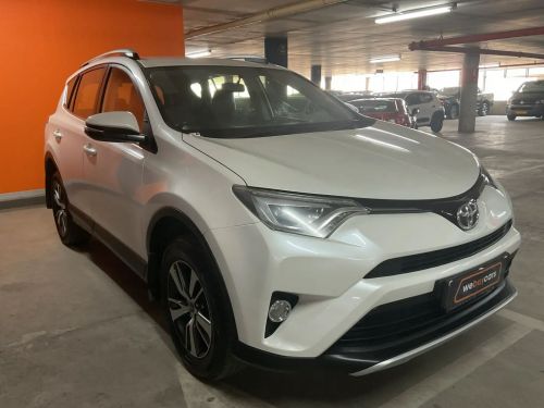 Toyota RAV 4 2.0 GX Auto in Namibia