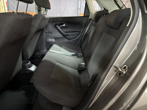Volkswagen Polo Vivo 1.4 Comfortline (5dr) in Namibia