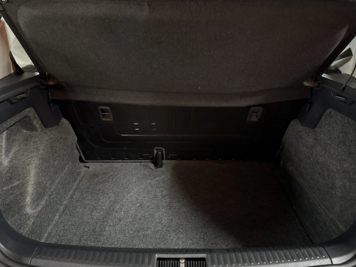 Volkswagen Polo Vivo 1.4 Comfortline (5dr) in Namibia