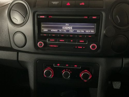 Volkswagen Amarok 2.0tsi Trendline (118 KW) Double Cab Pick Up in Namibia