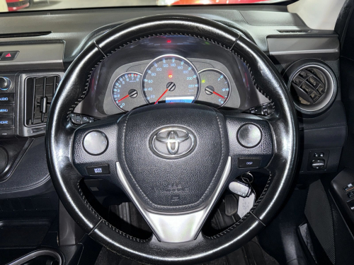Toyota RAV 4 2.0 GX in Namibia