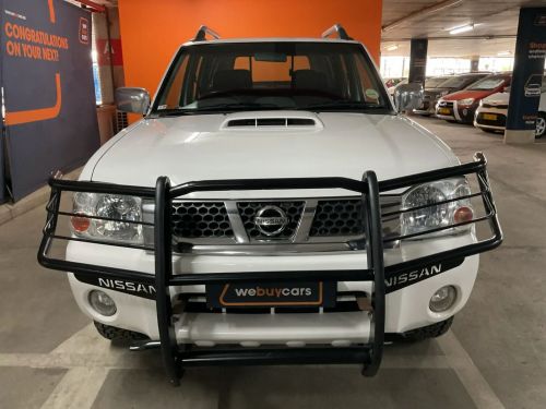 Nissan Hardbody Np300 2.5 TDI 4x4 Pick Up Double Cab in Namibia