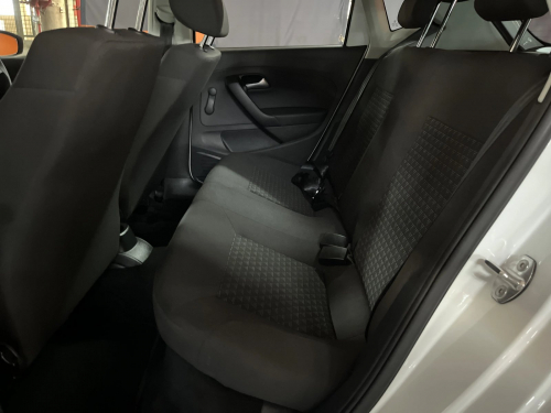 Volkswagen Polo Vivo 1.4 (5dr) in Namibia