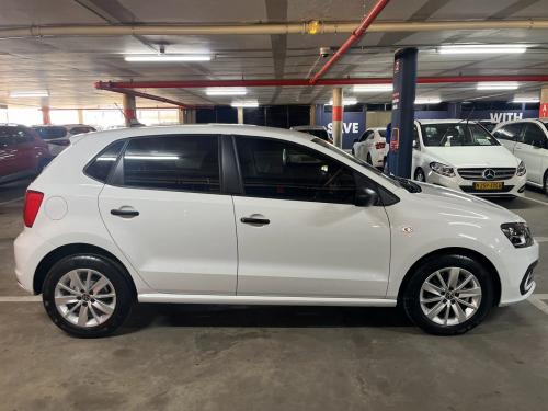 Volkswagen Polo Vivo 1.4 (5dr) in Namibia