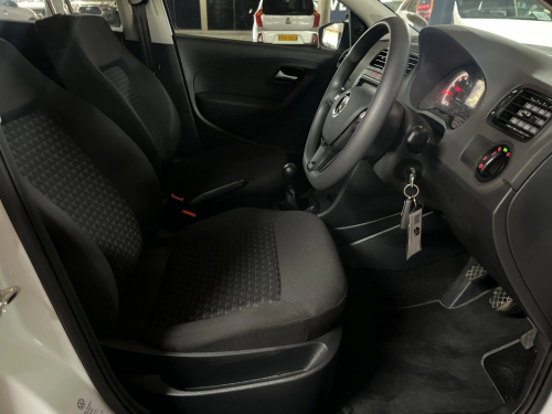 Volkswagen Polo Vivo 1.4 (5dr) in Namibia