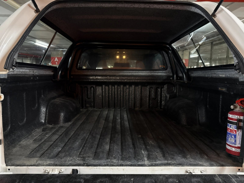 Toyota Hilux 2.4 Gd-6 RB SR Pick Up Double Cab in Namibia